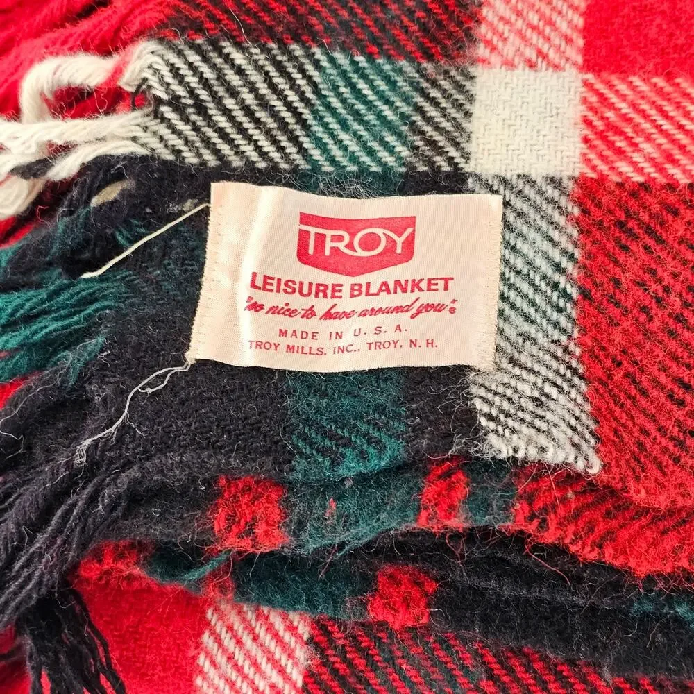 Vintage Troy Leisure Blanket lap robe throw black red green white 51x57 fringed
